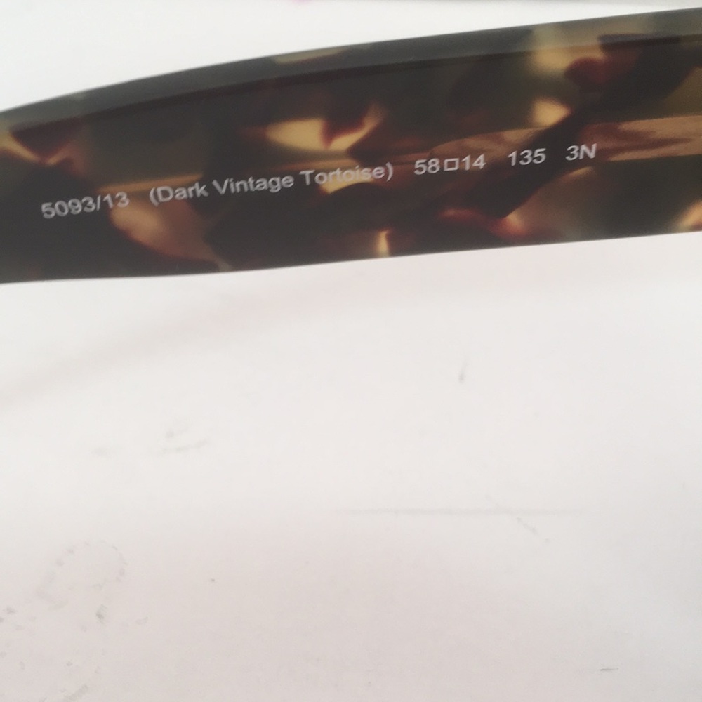 Coach Sunglasses Hayden Dark Vintage Tortoise with case - Picture 4 of 16